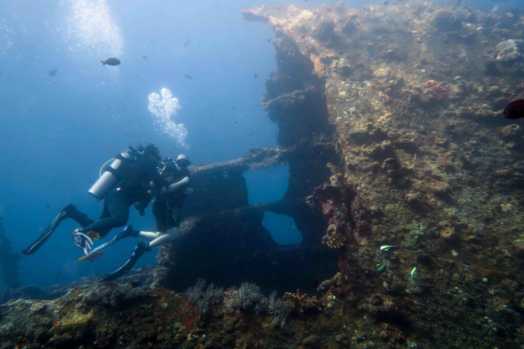 Two divers around USAT Liberty Shipwreck